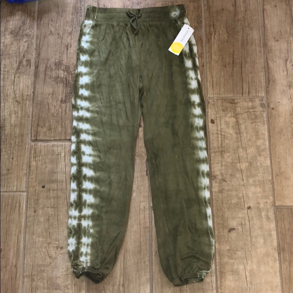 Children’s Clothes (Girls)